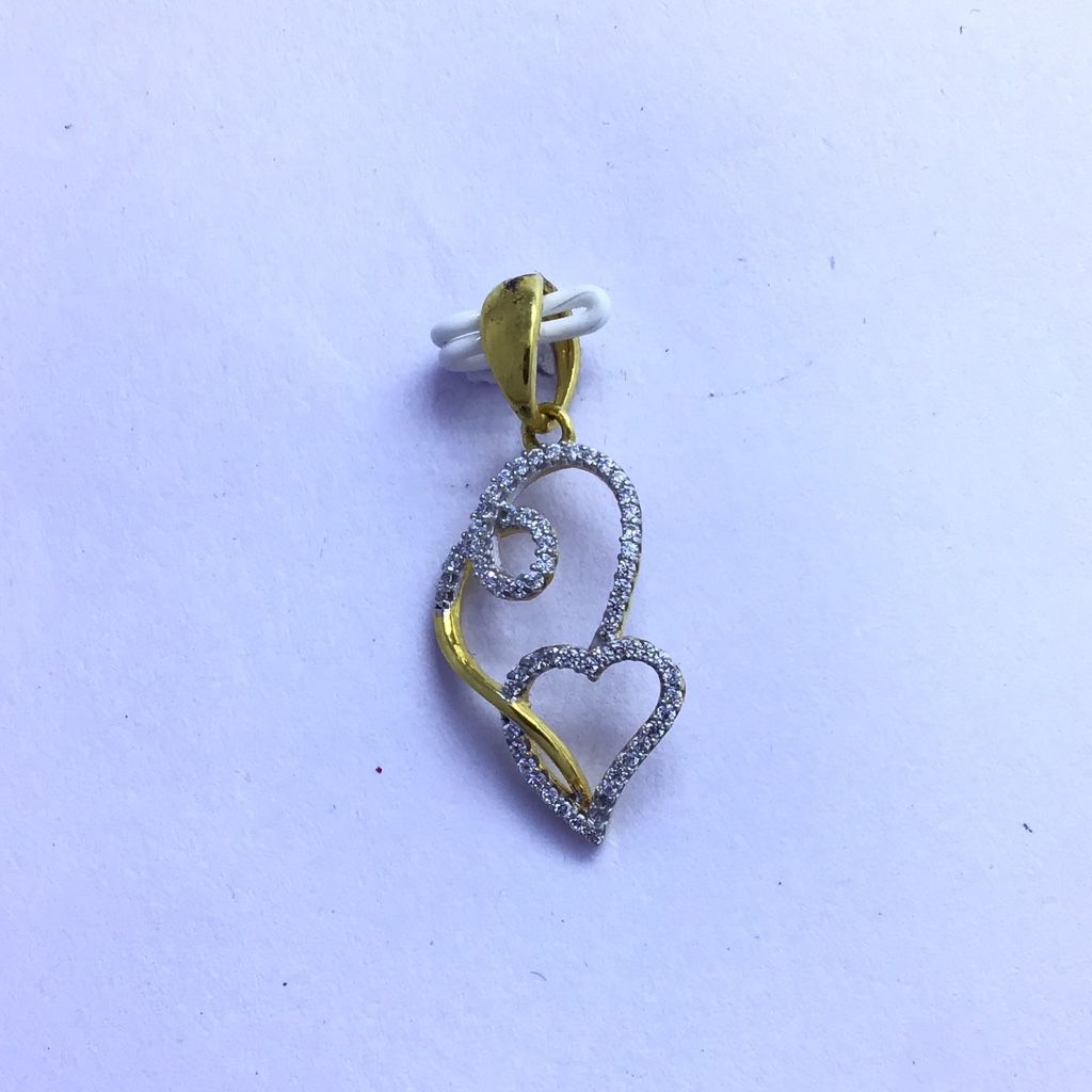 DESIGNING HEART FANCY GOLD PENDANT