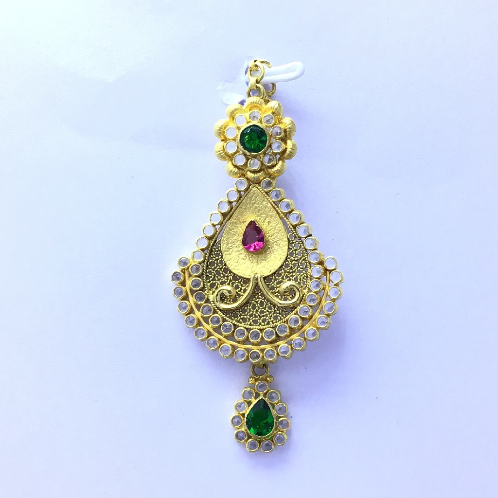 BRANDED FANCY GOLD PENDANT