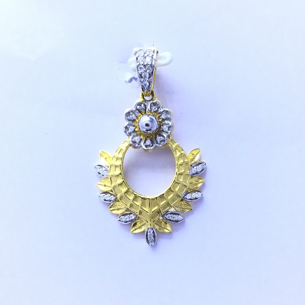 DESIGNING FANCY GOLD PENDANT