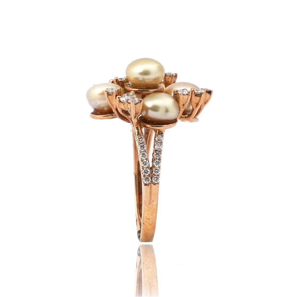 22KT Gold Unique Diamond Design Ring - Image 4