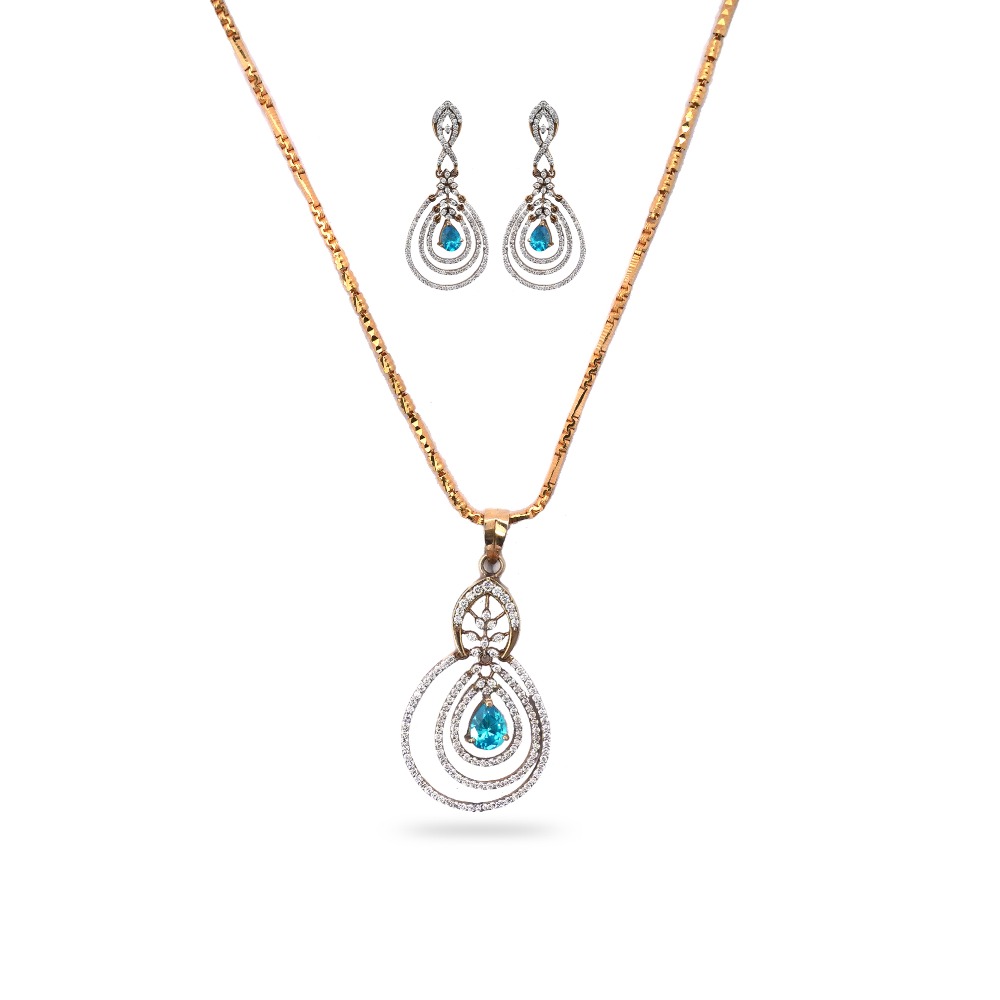 Exclusive Diamond Pendant Set