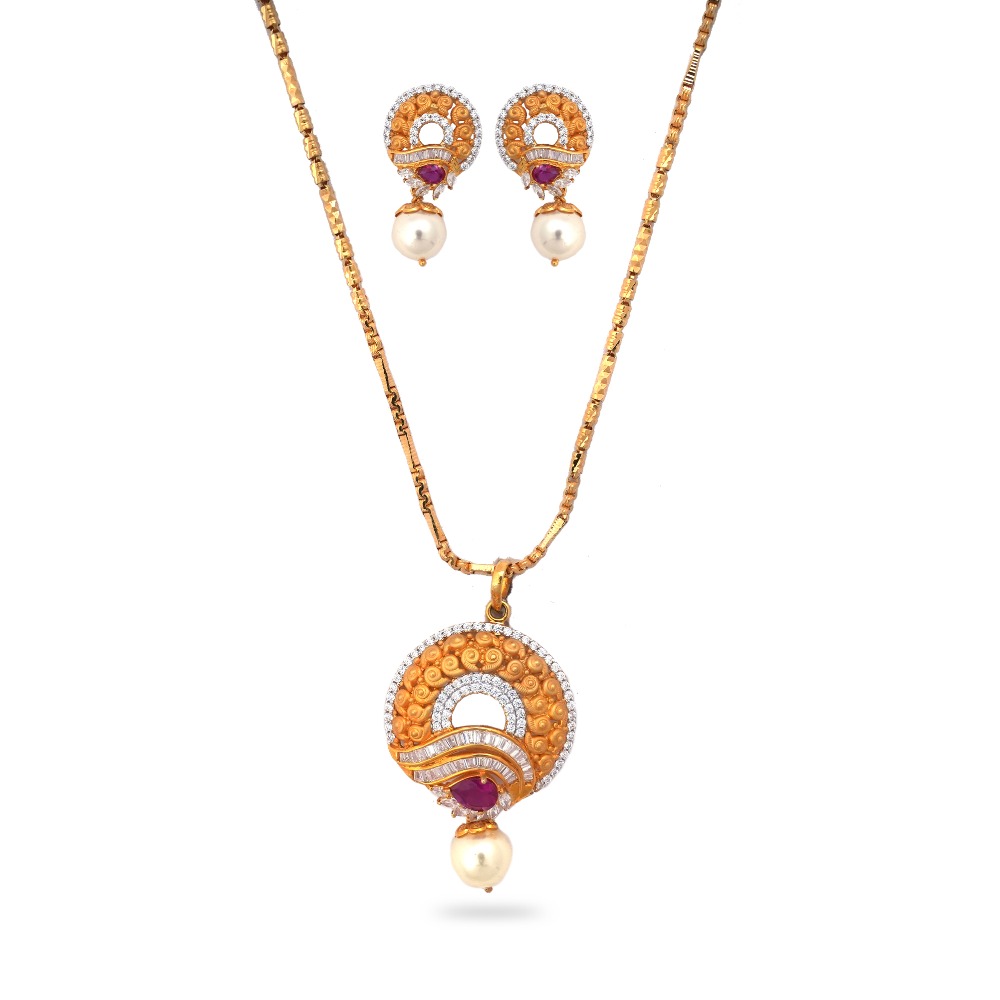 22K Gold Designer Pendant Set