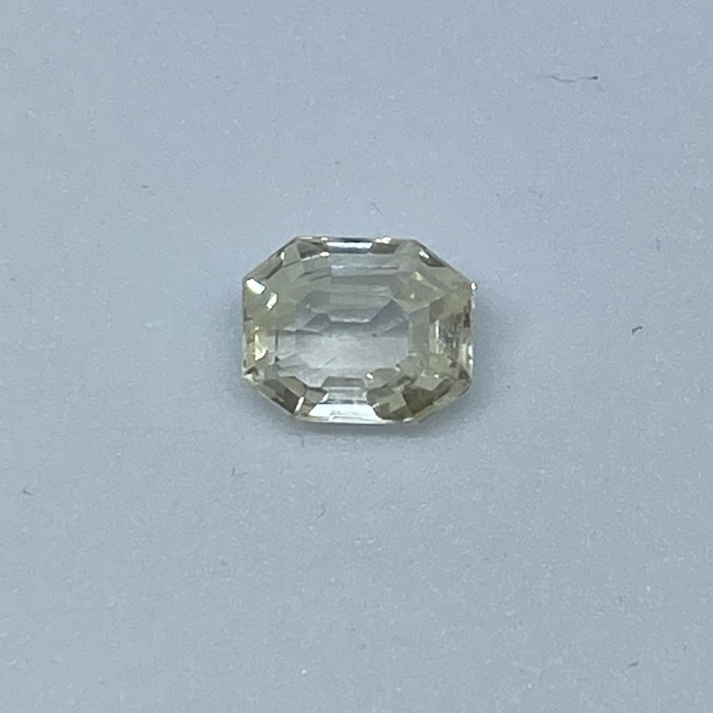 2.97ct octagonal yellow yellow-sapphire-pukhraj