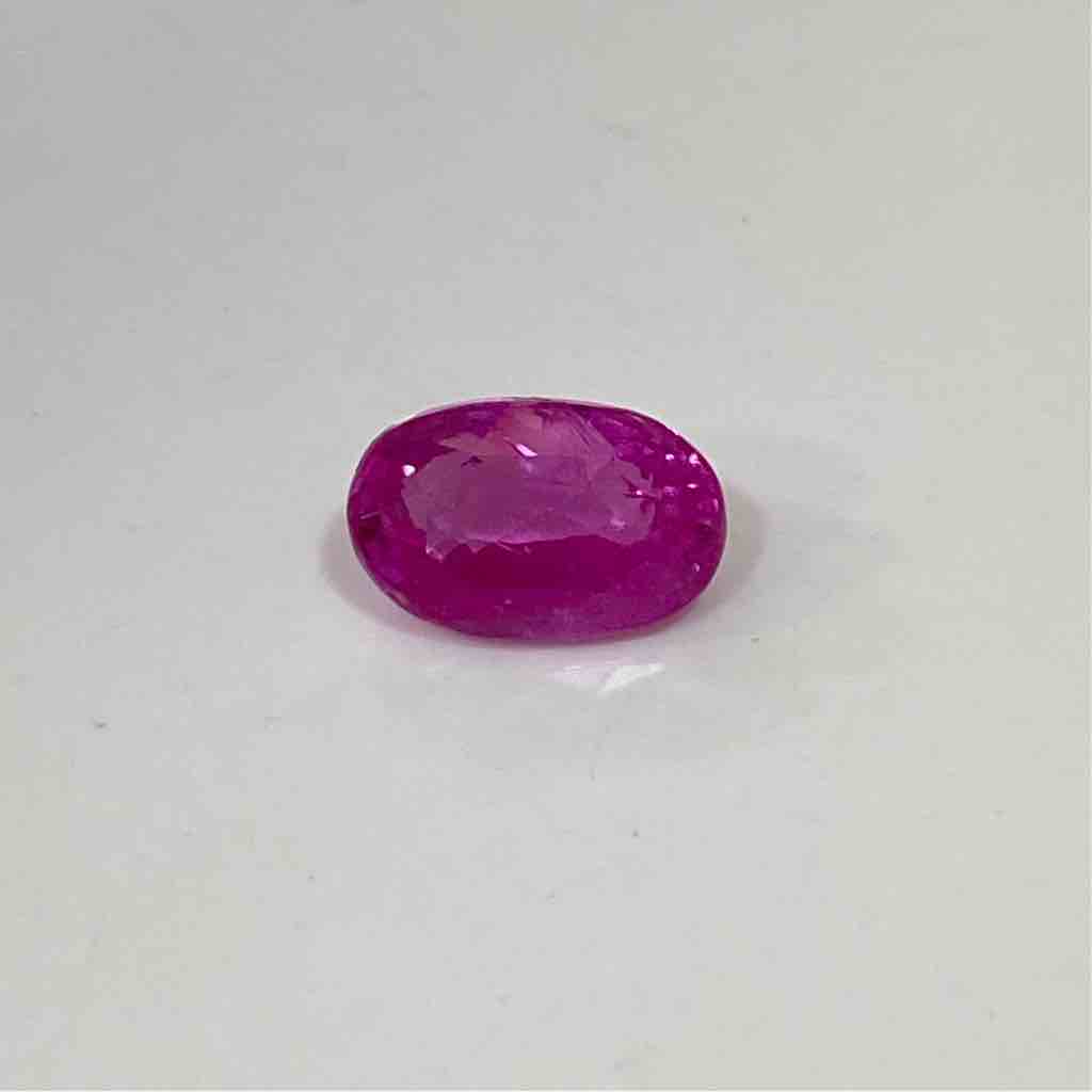 4.70ct oval pink ruby-manek