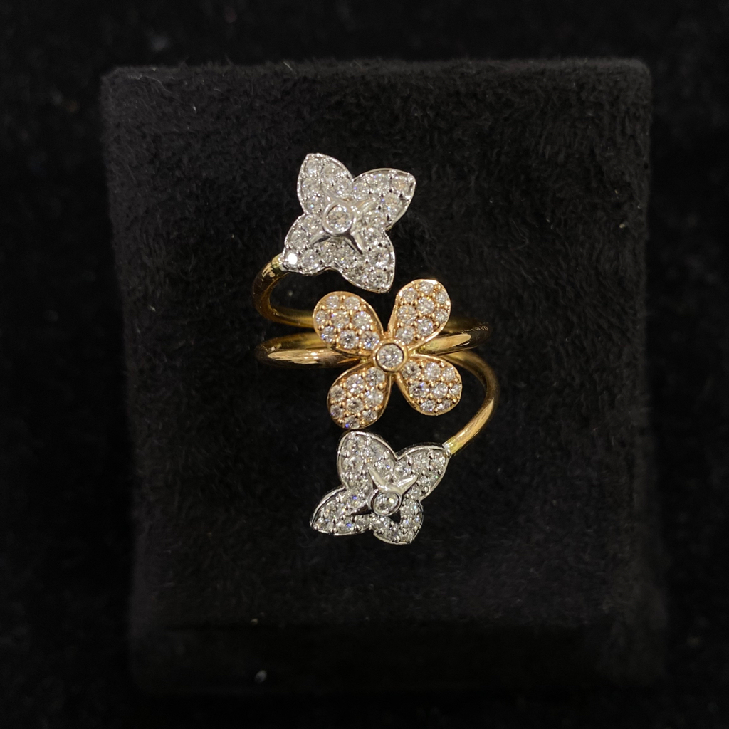 Three Flower Diamond Ring