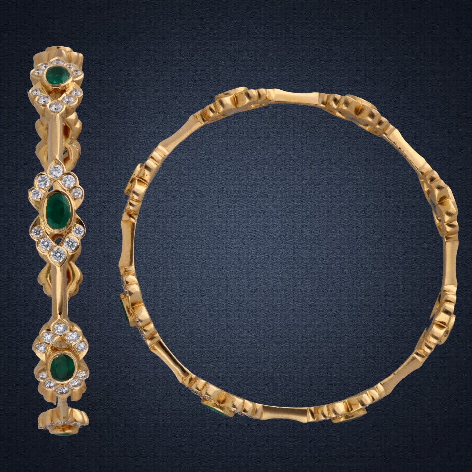 916 Gold Green Stone Bangle