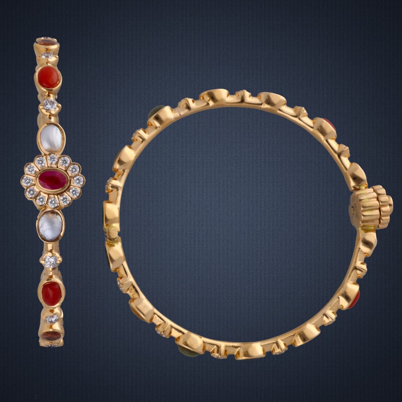 22KT Gold Red Diamond Bangle