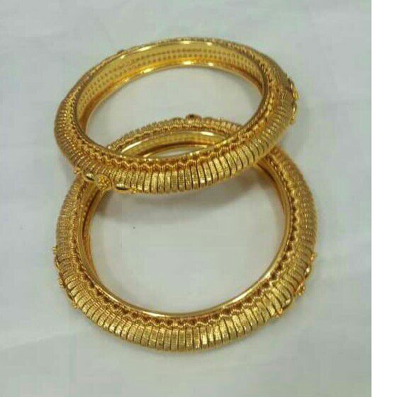 Plan Stylish Ladies Kada
