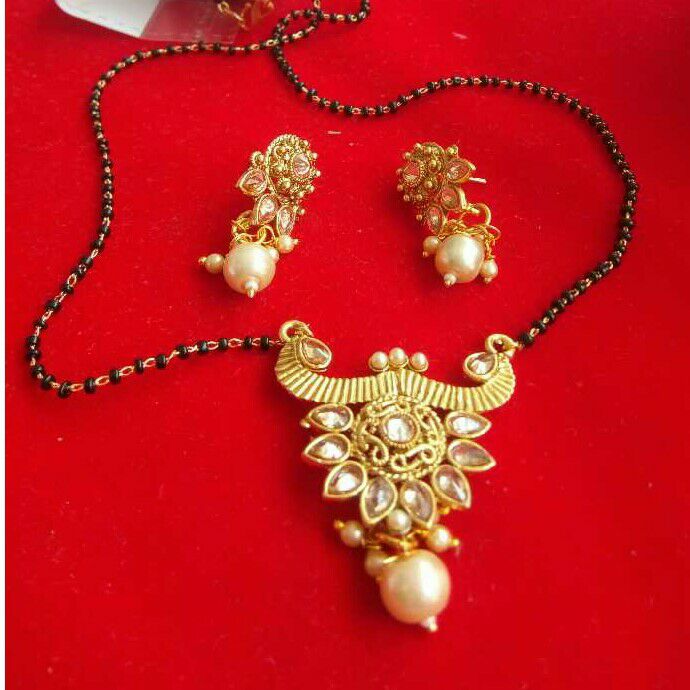 Antique Kundan Peral Single Line mangalsutra