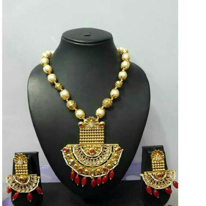 Fashion Necklace Set