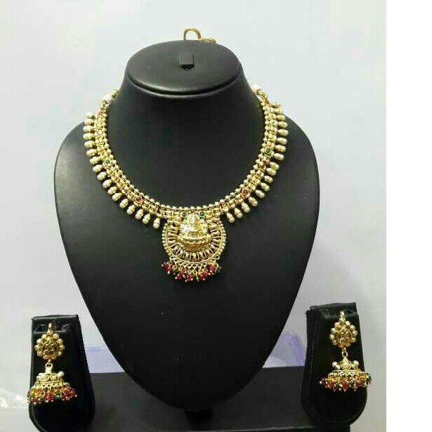 Temple Style Ladies Fancy Necklace