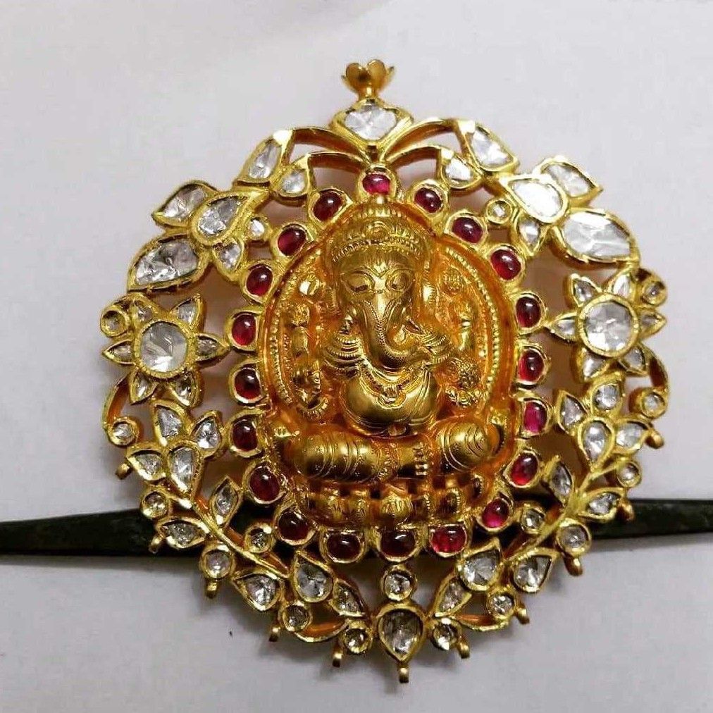 22KT Gold Kundan Pendant