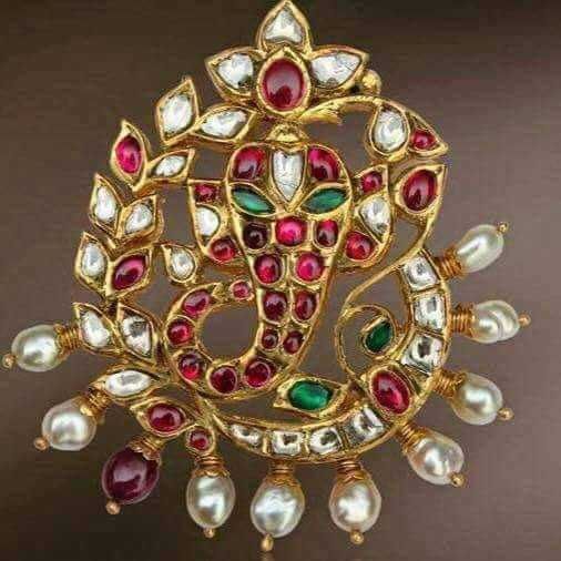 22KT Gold Classic Pendant
