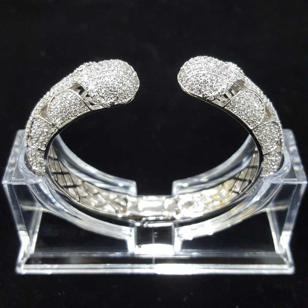 925 Silver Fashionable Ladies Bangle(kala)
