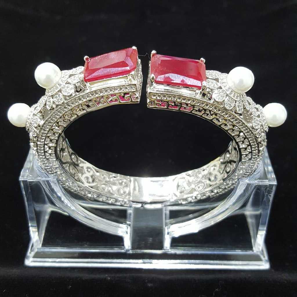 925 Silver Designer Ladies Kada