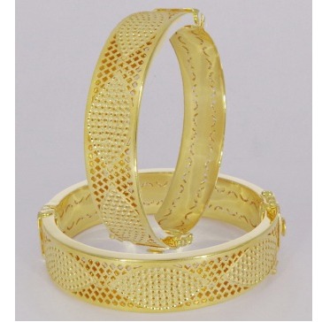 Machine Cutting 916 Gold Ladies Bangles