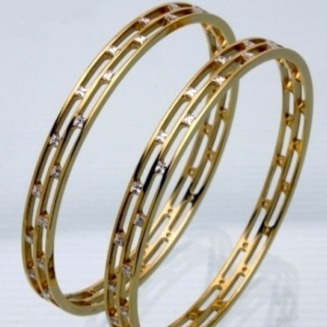 Plain 916 Gold Ladies Bangles