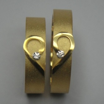 916 Gold Couple CNC Love Band