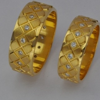 Classic 916 Gold Love Band For Couple