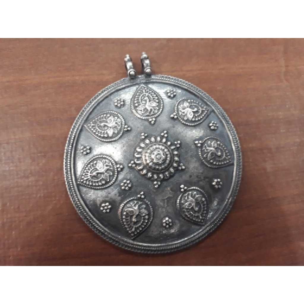 Silve Designer Round Pendant