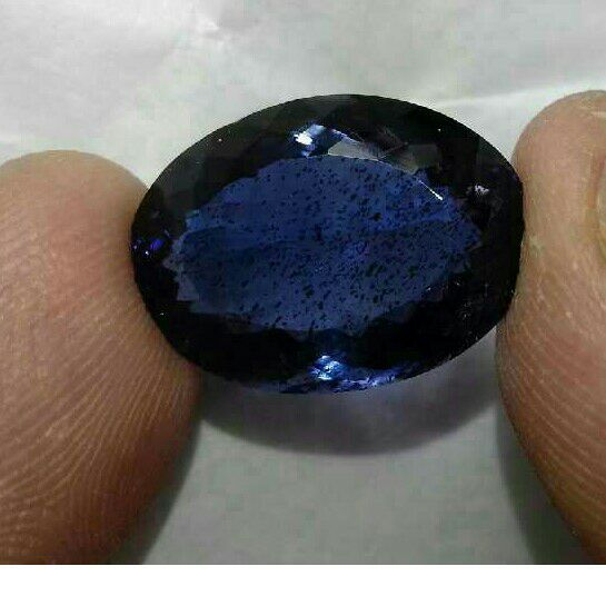 17.0ct oval blue iolite