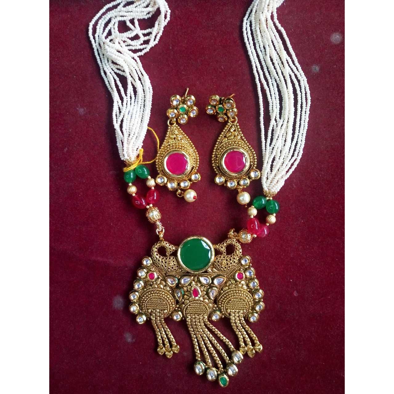 Artificial Gold Plated Kundan Pendant Set