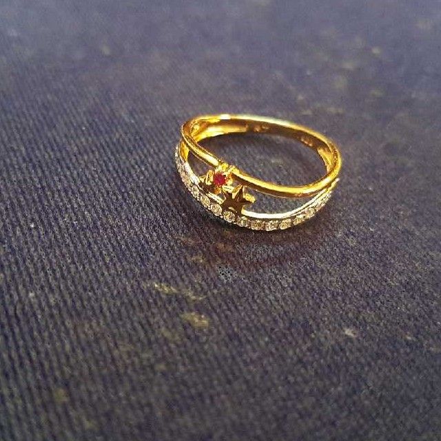 22K / 916 Gold Indian Modern Ladies Ring