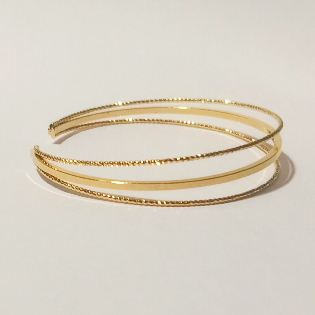 western delicate bangles guaranted - Image 2