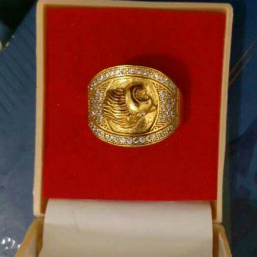 Fancy Classic Yellow Ring