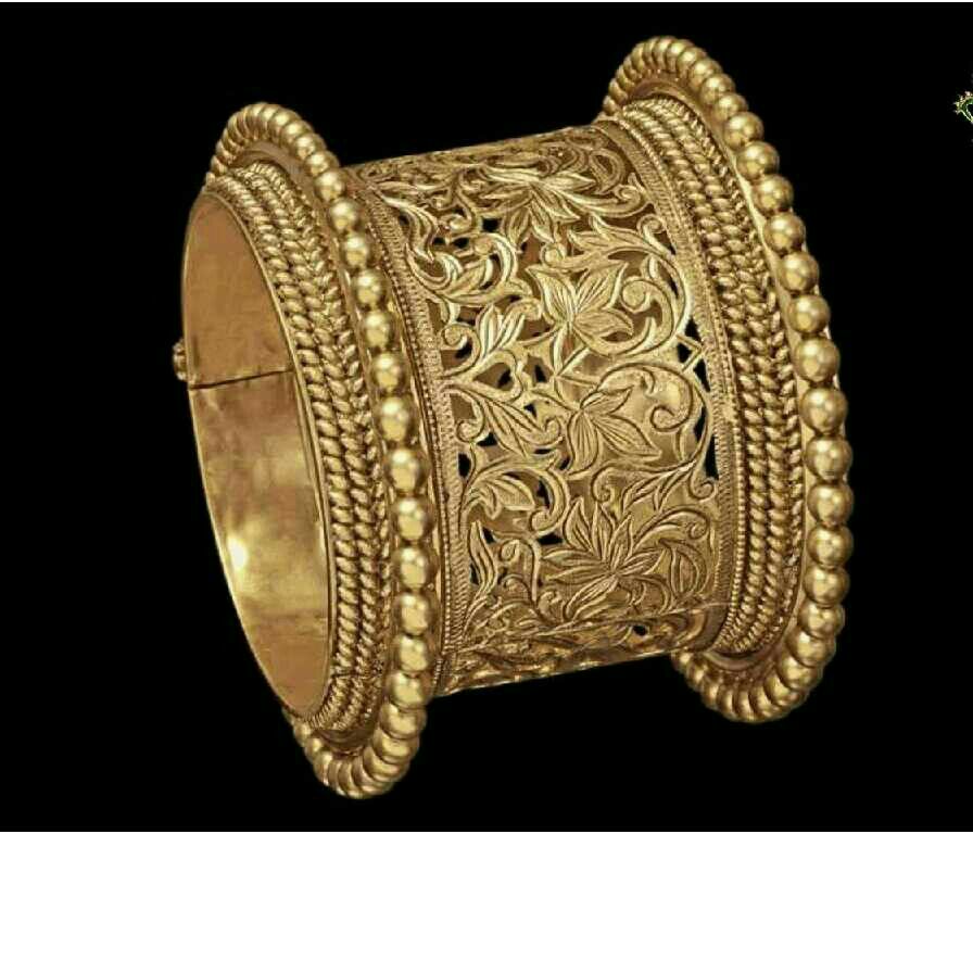 916 Gold Antique Ladies Kada