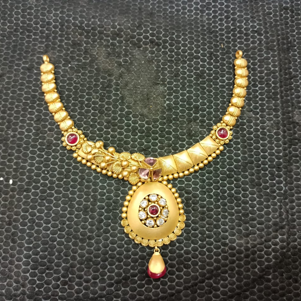 22 k gold antique set