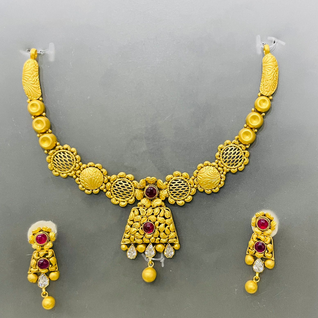 22 K gold antique classic necklace set