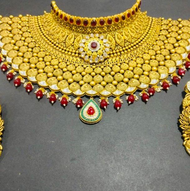 antique choker set