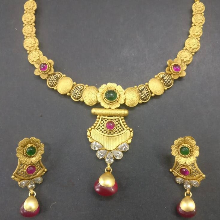 916 Gold Antique calligraphy design Necklace Set