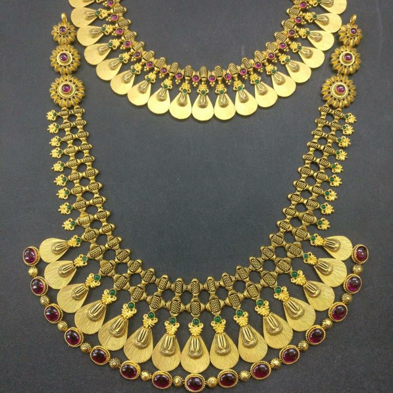 22KT Gold Antique Long Set For Wedding