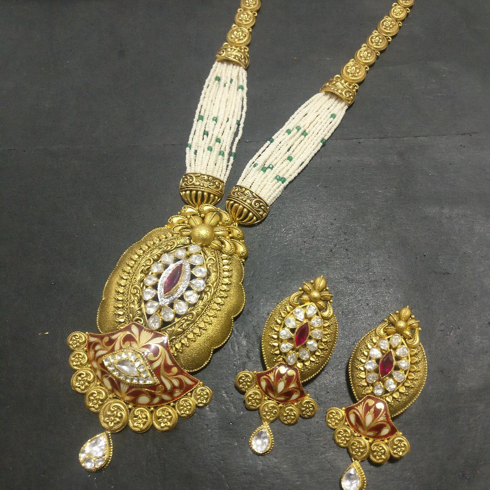 Antique long set