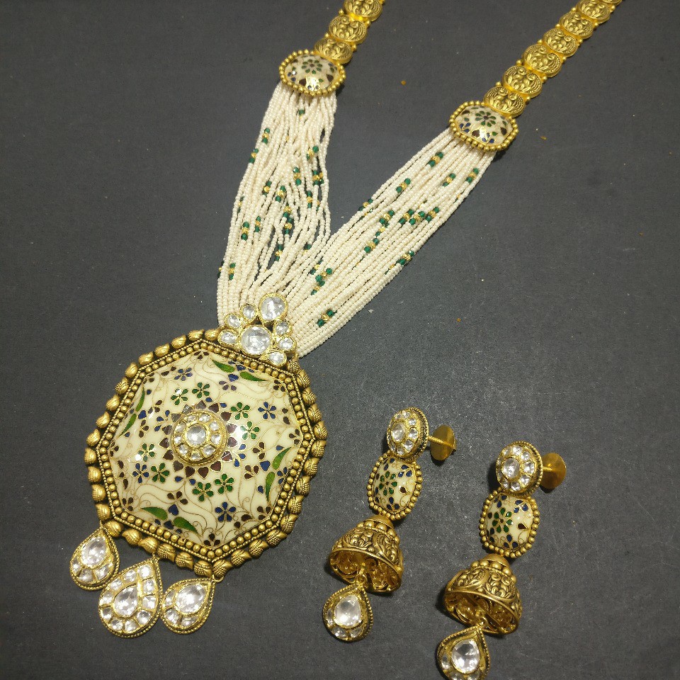 Antique long set