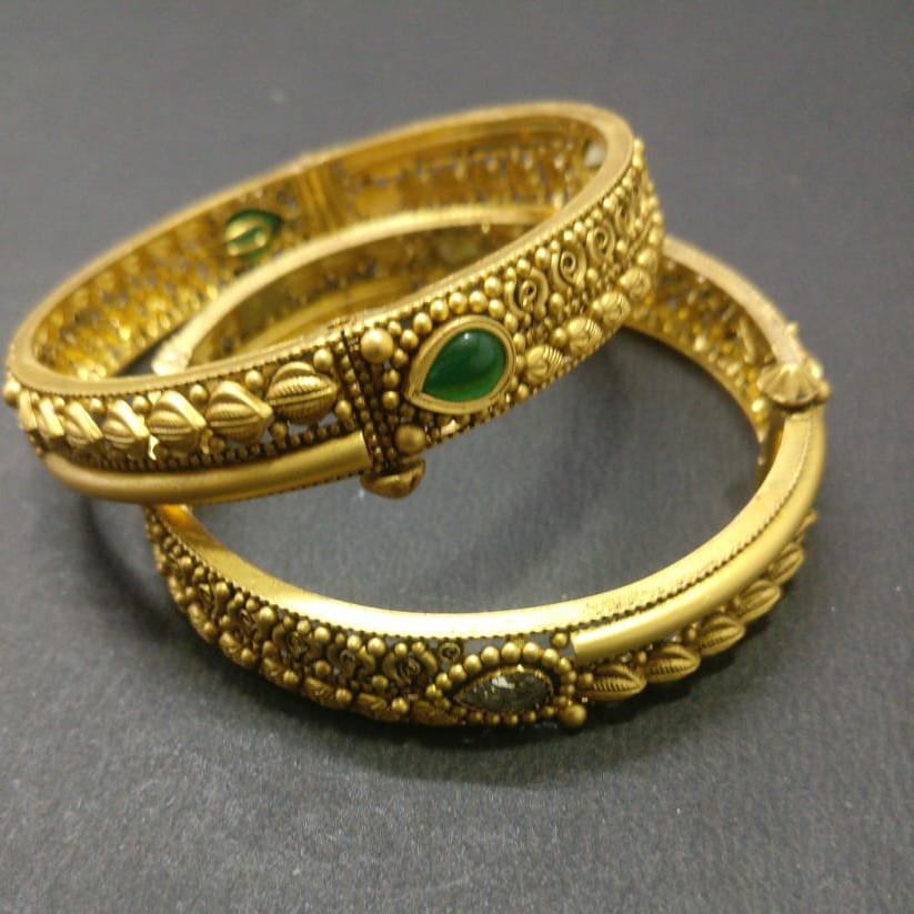 Antique patla
