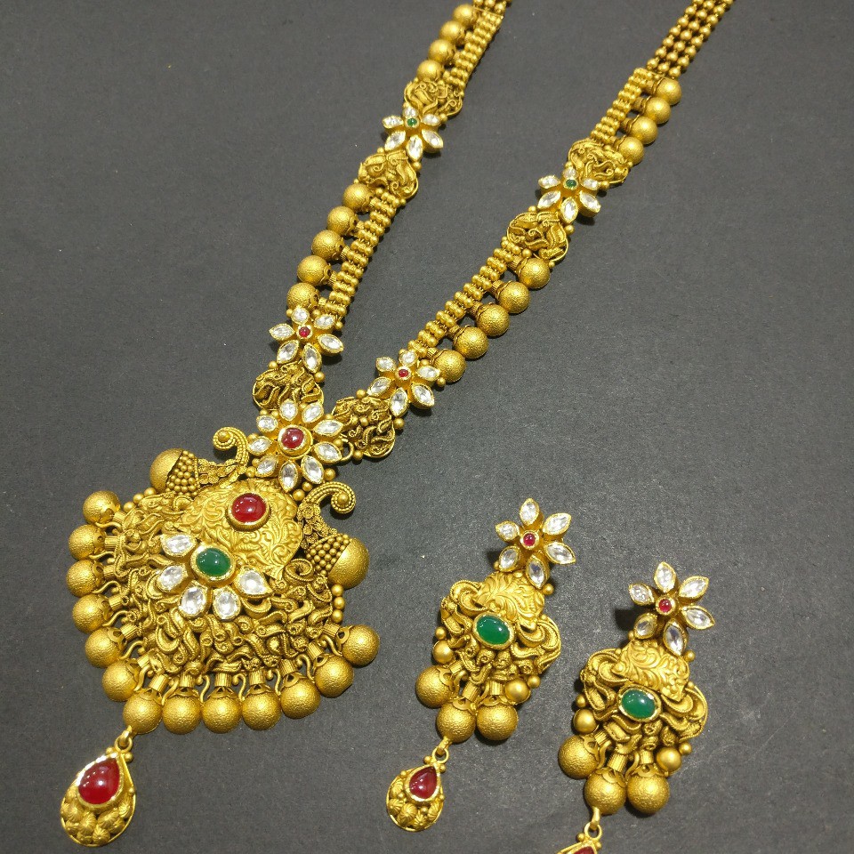 Antique long set