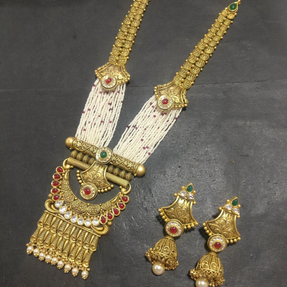 Antique long set