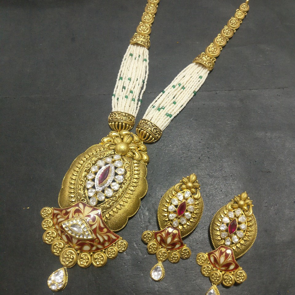 Antique long set