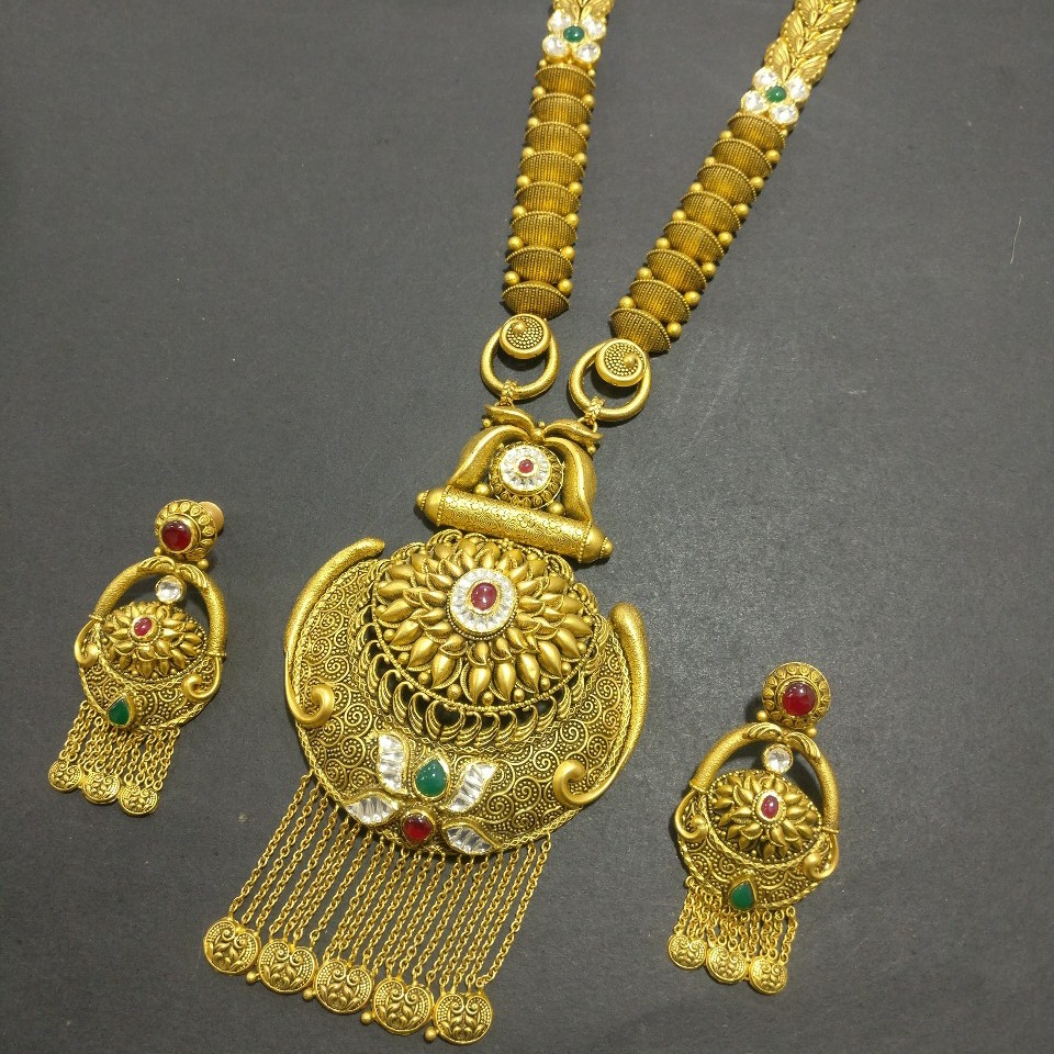 Antique long set