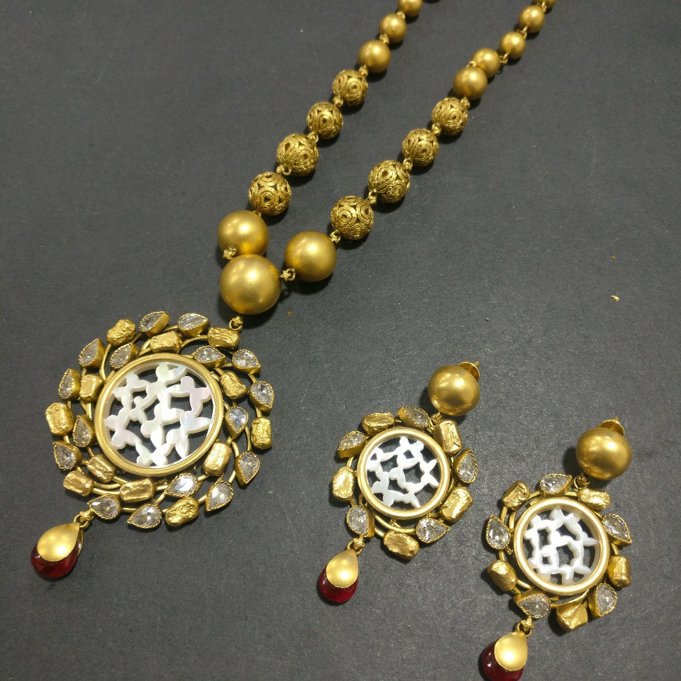 Antique long set