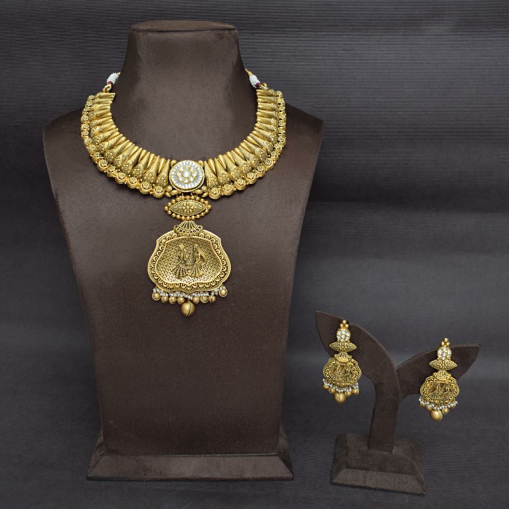 22KT Gold Antique Temple Jewellery