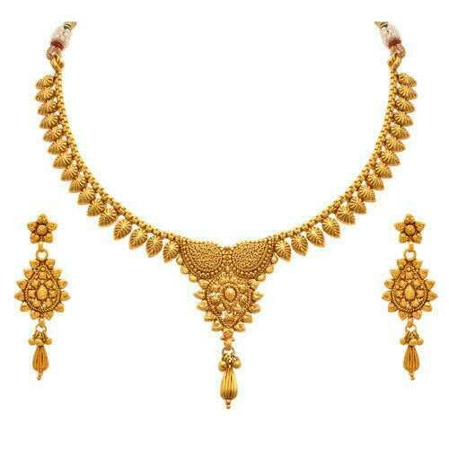 Gold Pendant Set