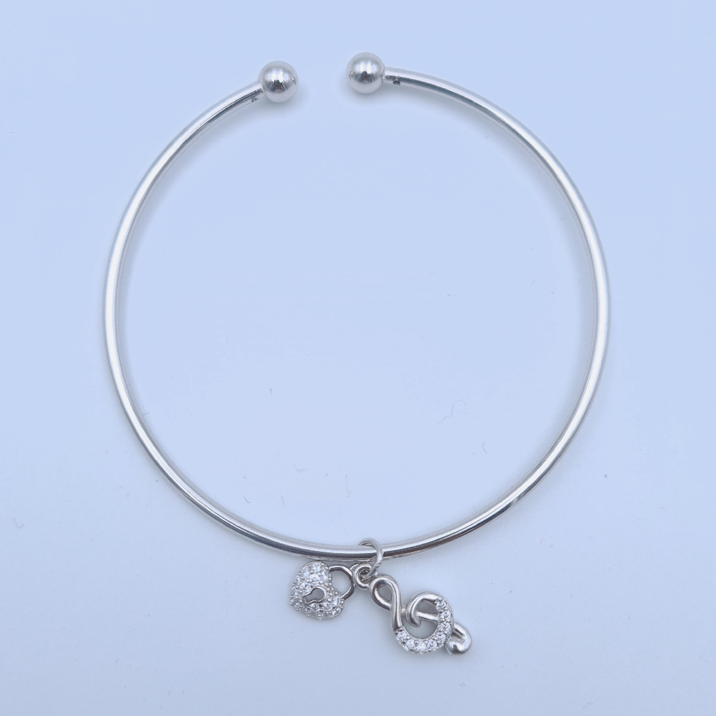 EXCLUSIVE LADY CHARMS KADA