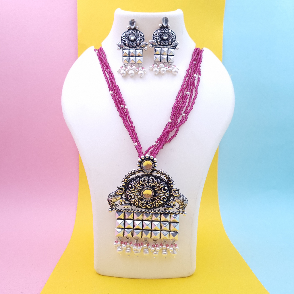 Elephanta Antique Necklace Set
