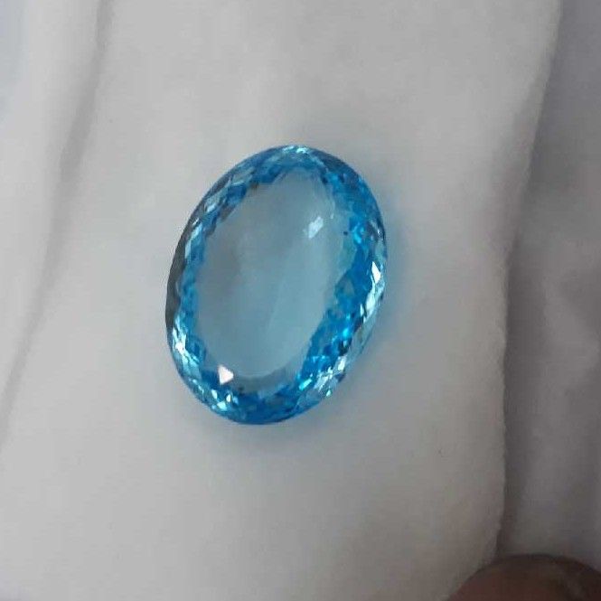 25ct oval blue topaz