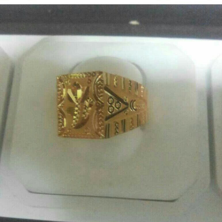 22K/916 Gold Fancy Gents Ring
