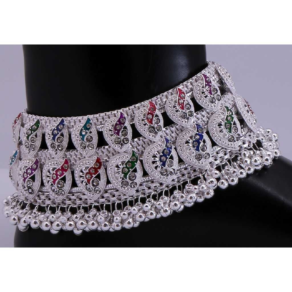 Exclusive Fancy Silver Payal - Image 2